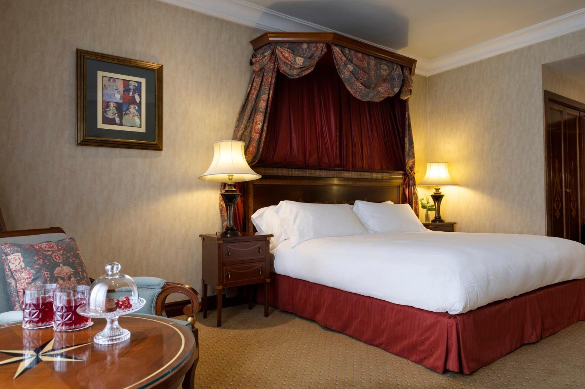 Hotel Intercontinental By Ihg